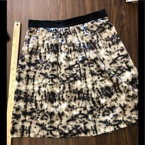 ANN TAYLOR - SKIRT - SIZE 4 - #0105-042019TR